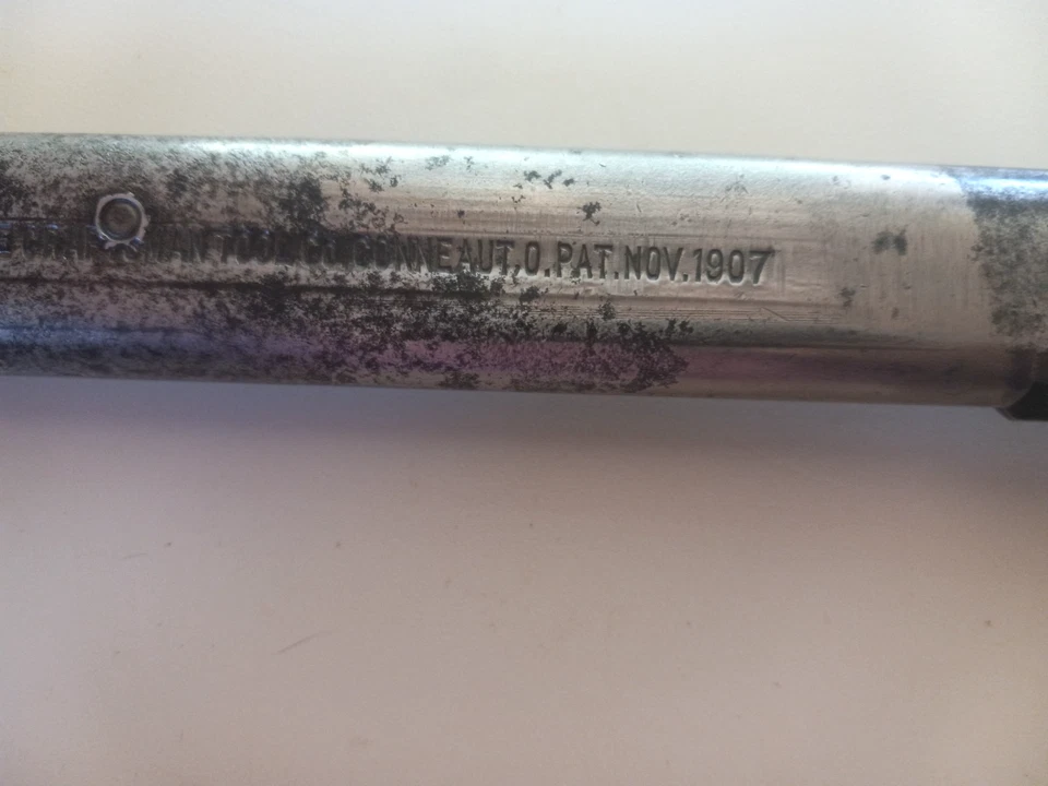 1907 Antique Craft 12 inch Roller Wrench by Craftsman Tool Co - Image 3 of 4