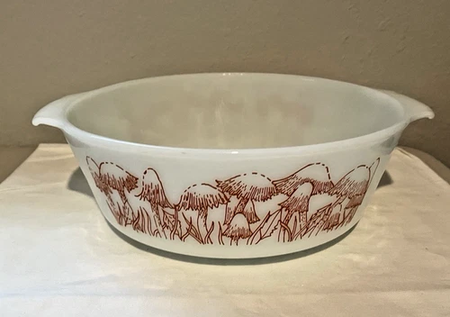 Anchor Hocking Mushrooms Casserole Dish 3 Qt Bowl Burnt Orange MCM