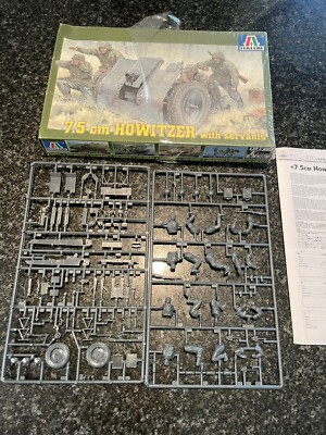 Italeri #6400 ''7.5cm Howitzer with Servants'' Model Kit 1:35 Open Box unbuilt