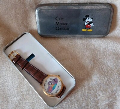 Cast Member Original Mickey Mouse Watch Limited Edition to 2500 1990's 