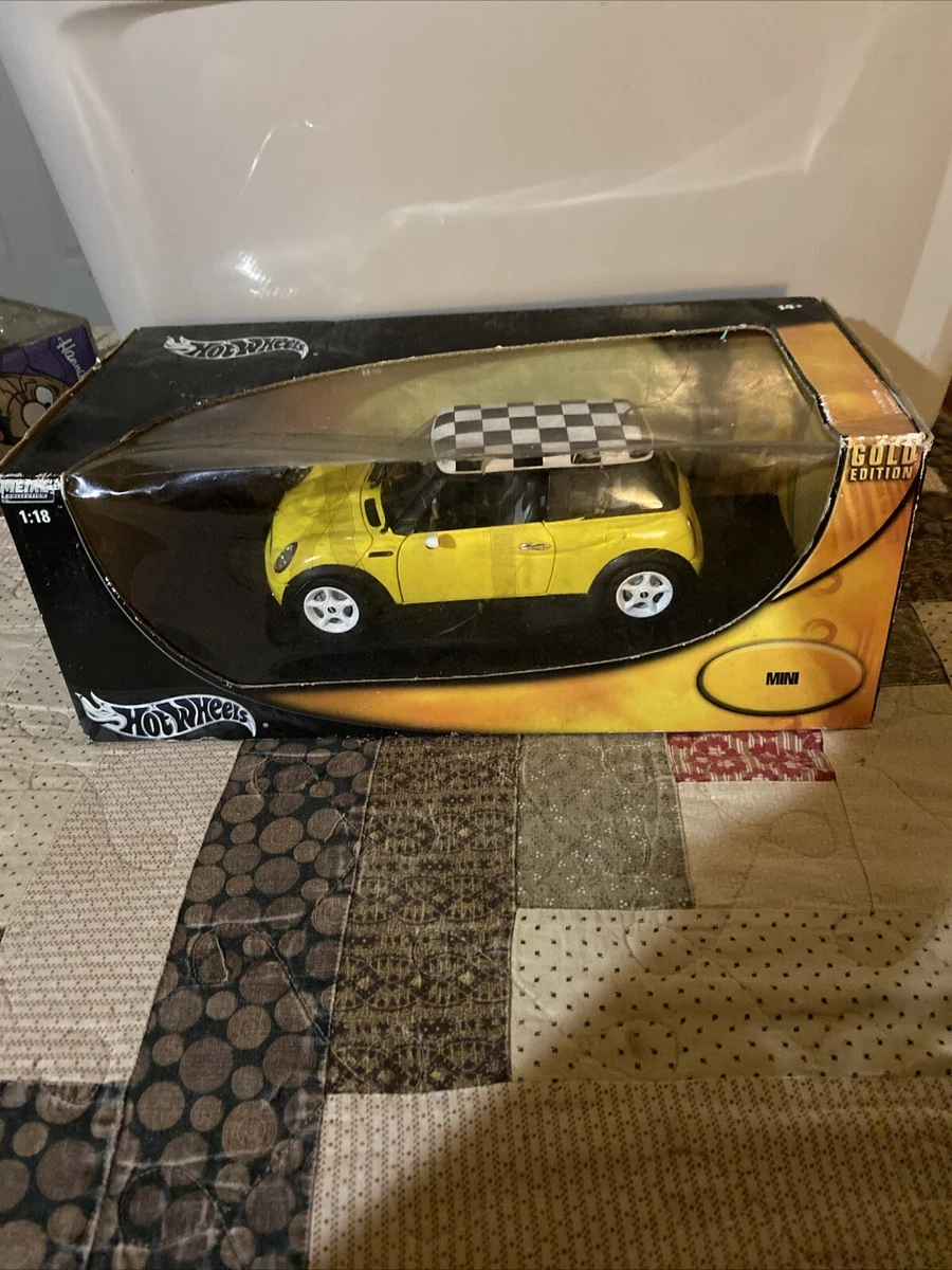 727 ホットウィール　1/18 ミニクーパー　カブリオ MINI COOPER CABRIO 1:18 DIECAST MODEL BY HOT WHEELS – COLLECTIBLE