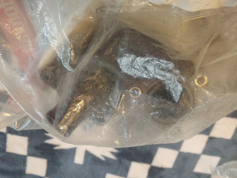 Ford Ranger Sport Trac, Explorer Sport 4.0 SOHC termostato carcasa inferior RH144 Foto 3 de 3