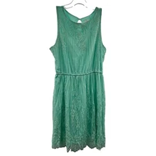 Xhilaration Women's Lace Sleeveless A-Line Dress Green Size Medium Above Knee