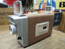 Vtg KODAK Brownie Automatic 8mm Film Wind Up Movie Camera f / 2.3 Works Good!