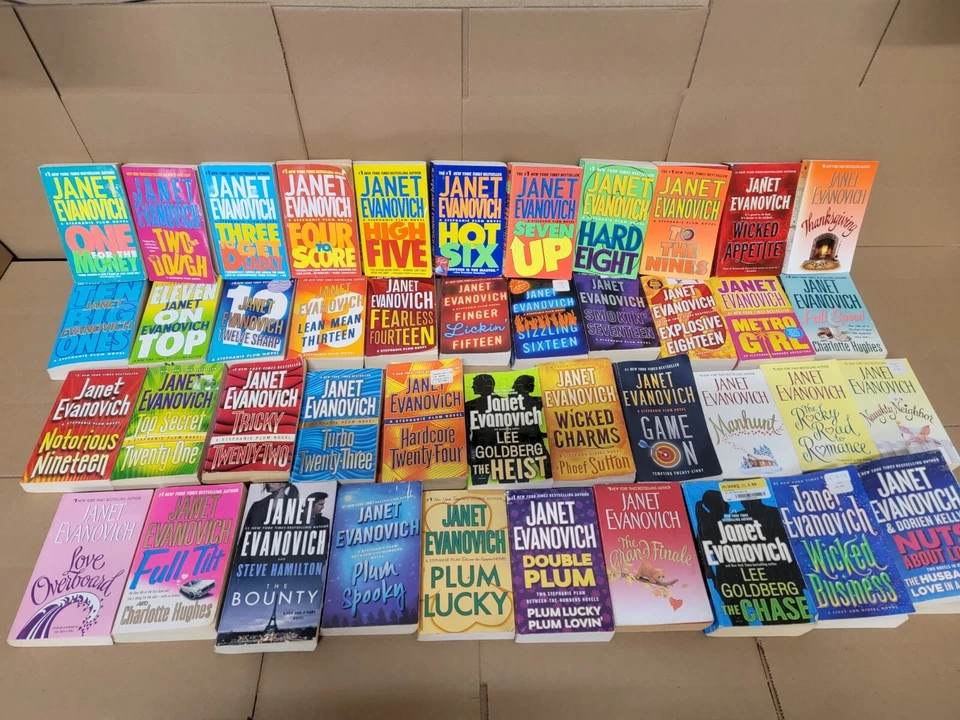 Лот из 10 книг ДЖАНЕТ ЭВАНОВИЧ СТЕФАНИ СЛИВА БАРНАБИ ХОКИНС В МЯГКОЙ ОБЛОЖКЕ*СЛУЧАЙНЫЙ ВЫБОР* - Изображение 3 из 4