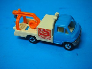 tomica toyota dyna wrecker truck