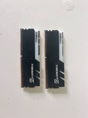 trident z rgb ddr4 32gb 3600