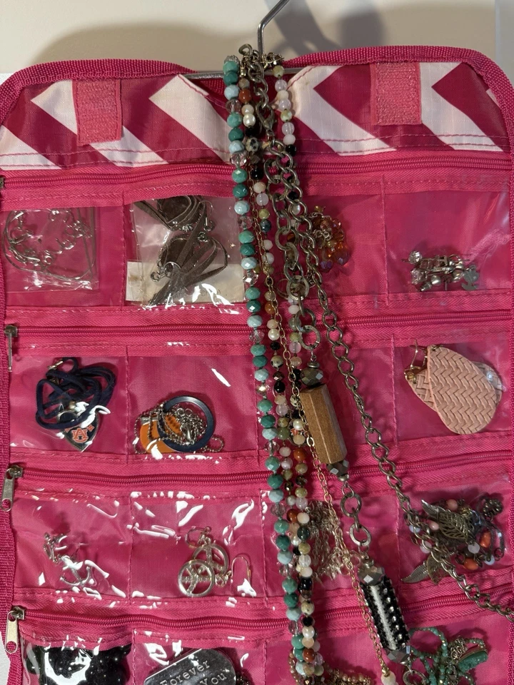 Wholesale Vintage Retro Dangle Earring and Necklace Boho Jewelry Includes Holder - Image 4 of 4