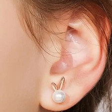 New In Packaging 1 Pair Easter Bunny Faux Pearl Push Back Earrings