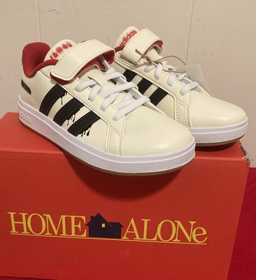 *NEW* Adidas Grand Court Home Alone Kids 13K White Red Black JR5622 NIB