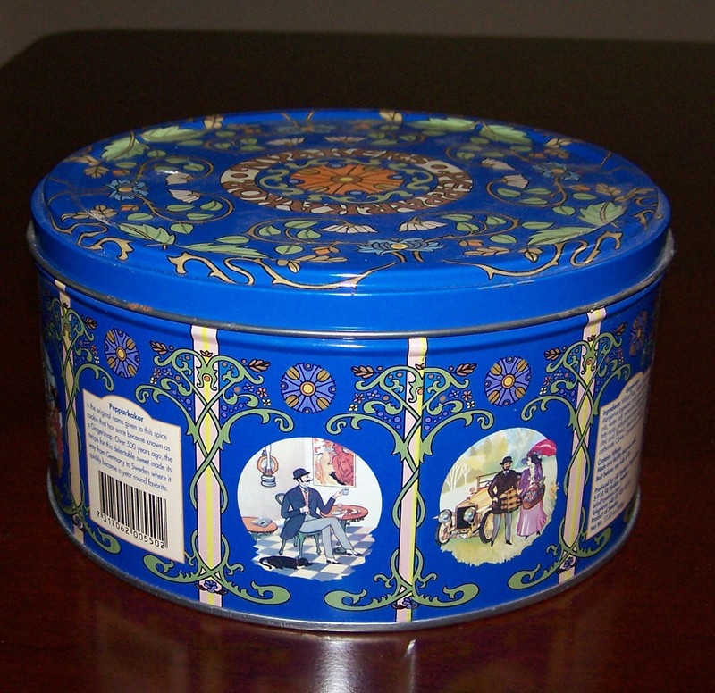 Vintage Swedish Nyakers Pepparkakor Blue Metal Container