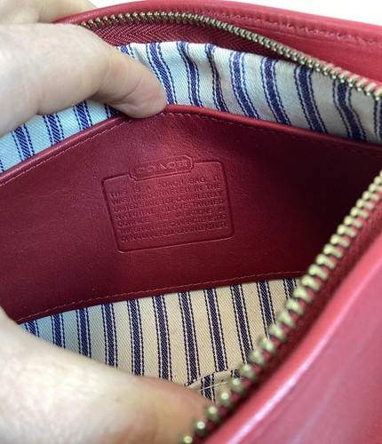 Vintage COACH Red Leather Clutch Make Up Cosmetic Bag Case USA - Picture 11 of 17