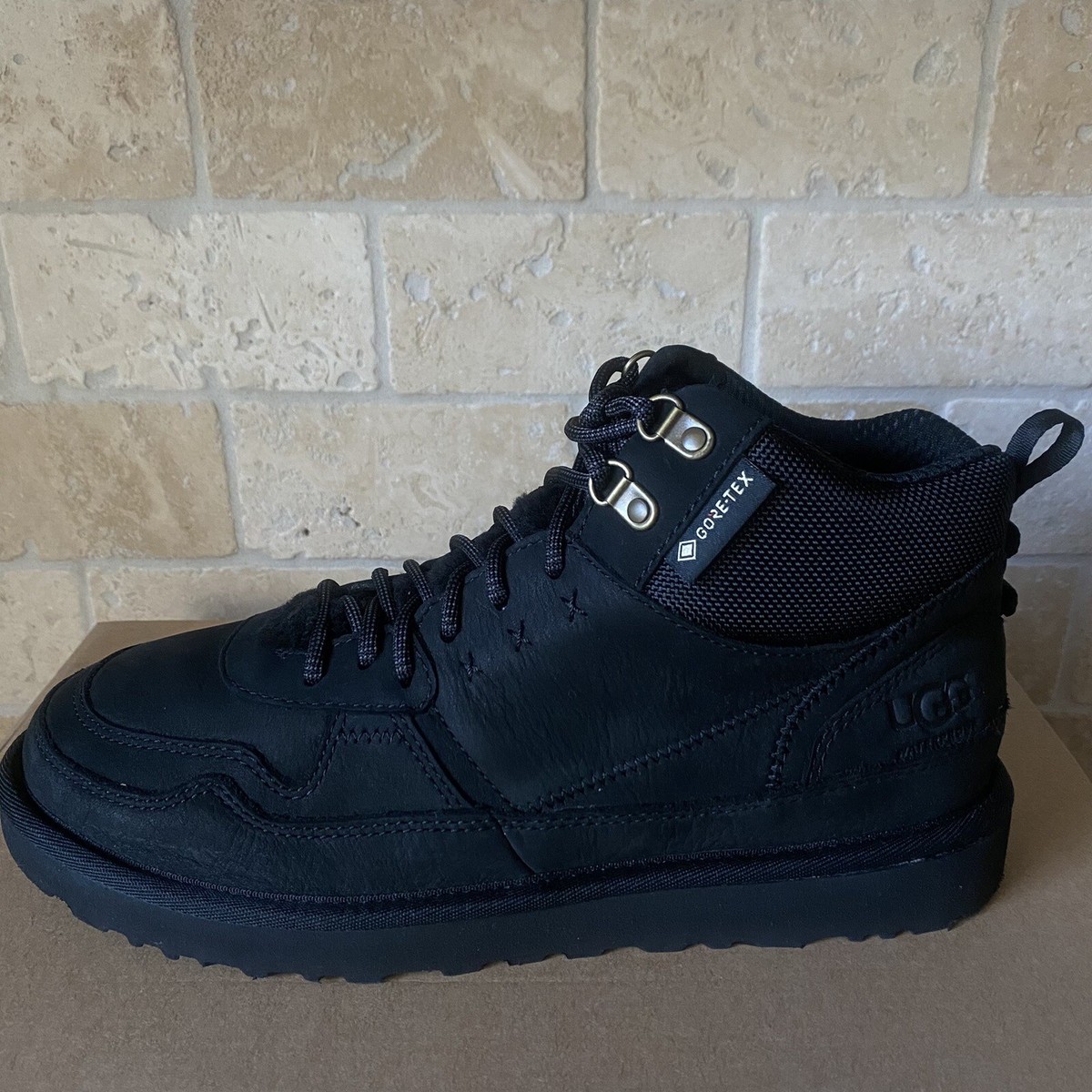 UGG BLACK HIGHLAND HI GORTEX WATERPROOF LEATHER SNEAKER  display picture 2