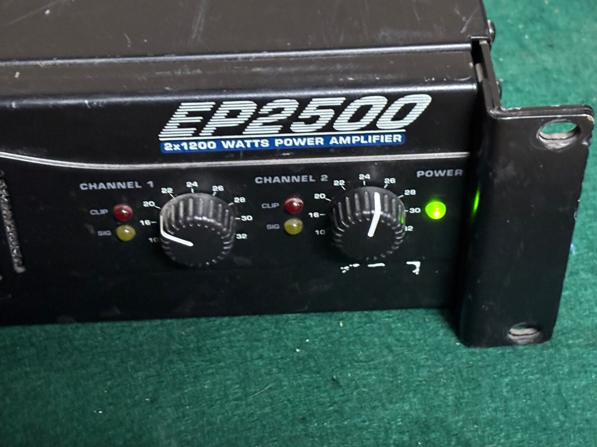 【良品】BEHRINGER EP2500 パワーアンプ Used Behringer EP2500 Power Amp | Guitar Center