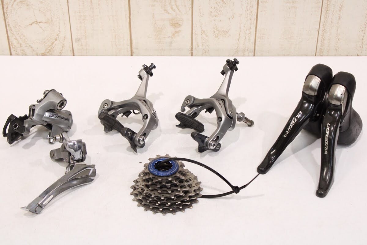 SHIMANO 6700 Series ULTEGRA 2x10s Group Set Band-type (34.9 SHIMANO 6700 Series ULTEGRA 2x10s Group Set Band-type (34.9