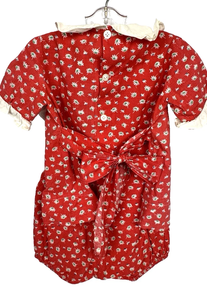 Vintage 1940s Girls Floral Dress & Bloomers Set Red Daisy Print Ruffle Trim - Image 3 of 4