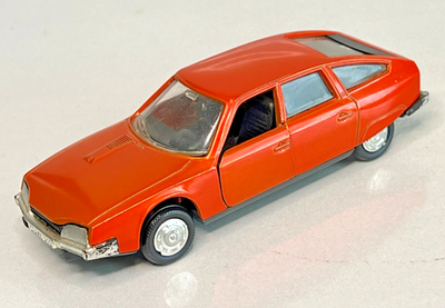 Jetcar de Norev 1:43 Scale #845 Citroen CX 2200 - Orange