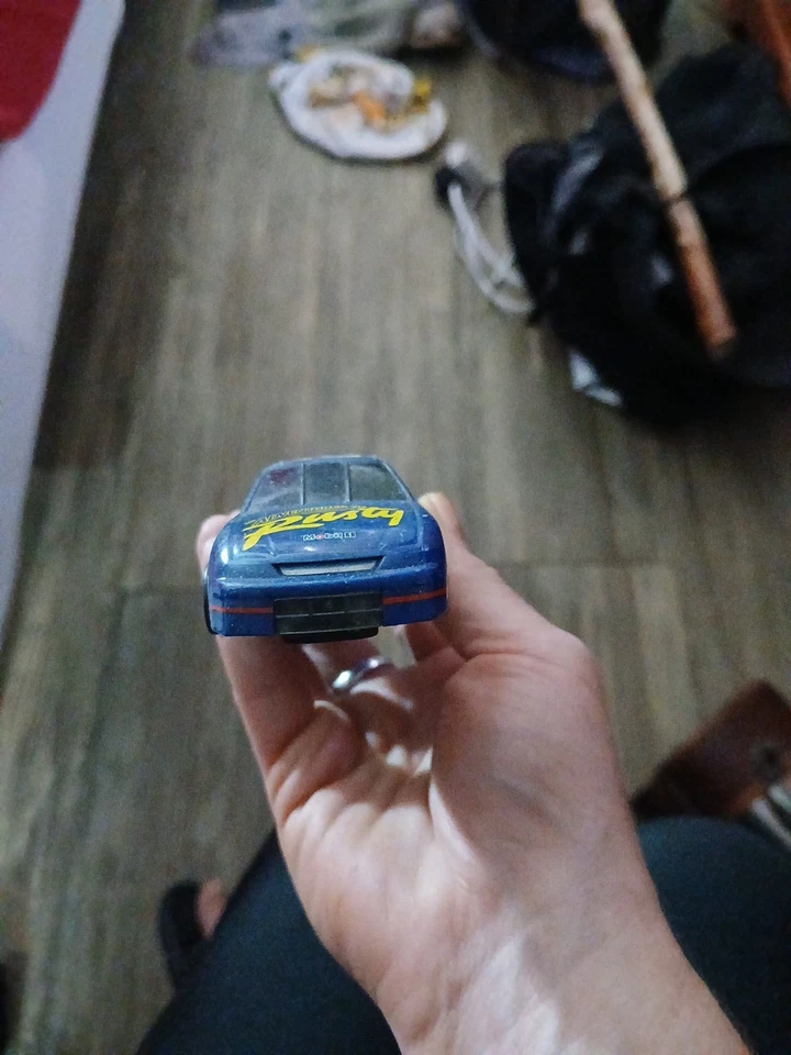 Linterna vintage NASCAR #2 oxidada Wallace Mobil buen año coche de carreras  Foto 3 de 4