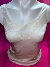 VTG LORRAINE SZ 32 Cami Nylon Ivory Lace