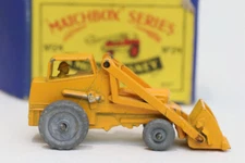 Matchbox Moko Lesney 24a Weatherhill Hydraulic Excavator in original box boxed