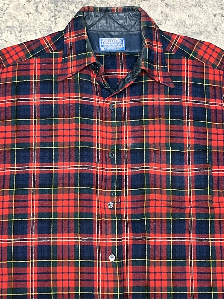 Pendleton Men’s Shirt 100% Virgin Wool Plaid Has Flaw & Front Pocket Red Blue LG - Image 2 of 4