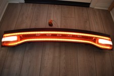 Defect 11-14 Dodge Charger Center Tail Light Lamp Trunk Mounted Led Oem Tested Defect 11-14 Dodge Charger Center Tail Light Lamp Trunk Mounted Led Oem Tested