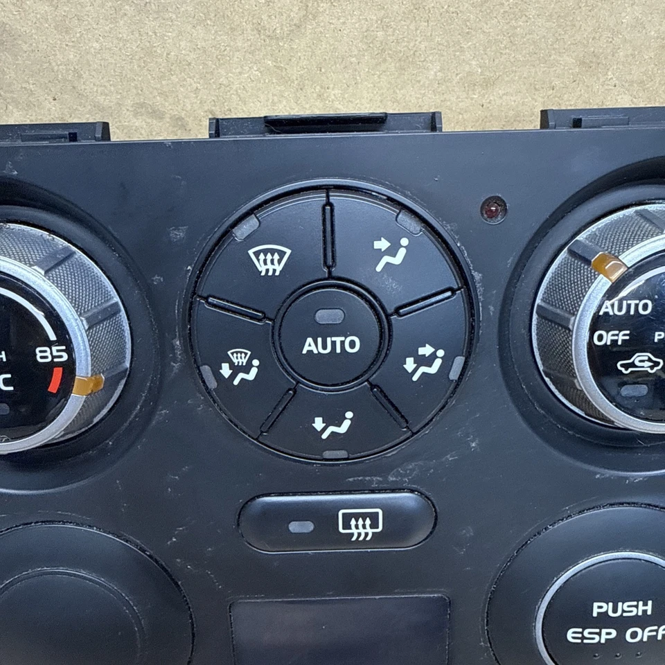 Suzuki Grand Vitara 2006-2008 AC Heater Climate Control Panel 39510-65J23-CAT - Image 3 of 4