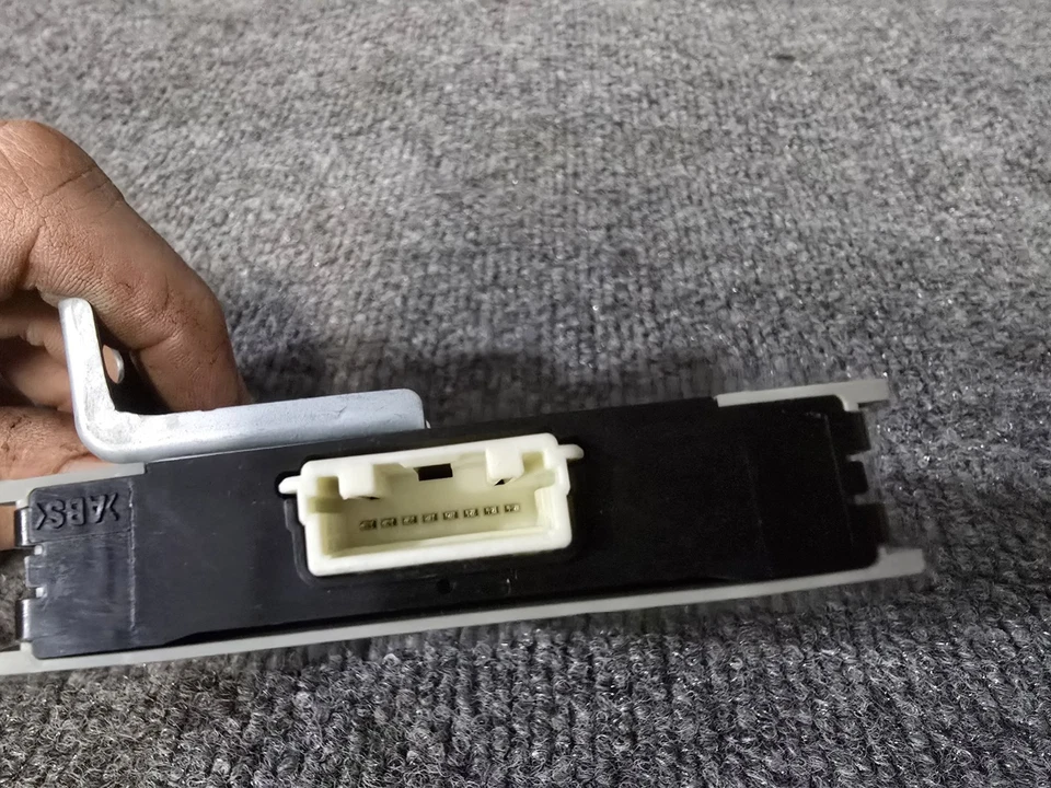 MÓDULO UNIDAD DE CONTROL DE PRESIÓN DE RUEDA DE NEUMÁTICOS LEXUS 2015-2019 RC-F RCF RC350 Foto 4 de 4