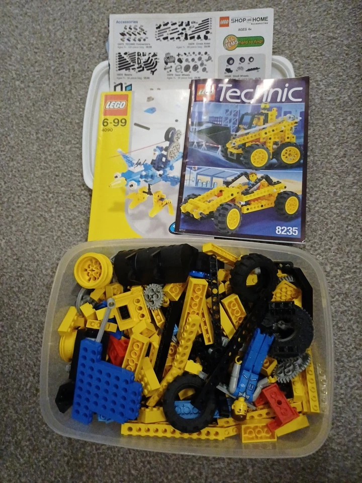 LEGO Technic 8235 Front End Loader, photo 1 of 3