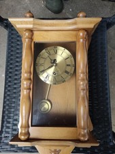 Alte, Hölzerne Wanduhr Pendeluhr Viktorianischer Stil, OHNE Schlag.