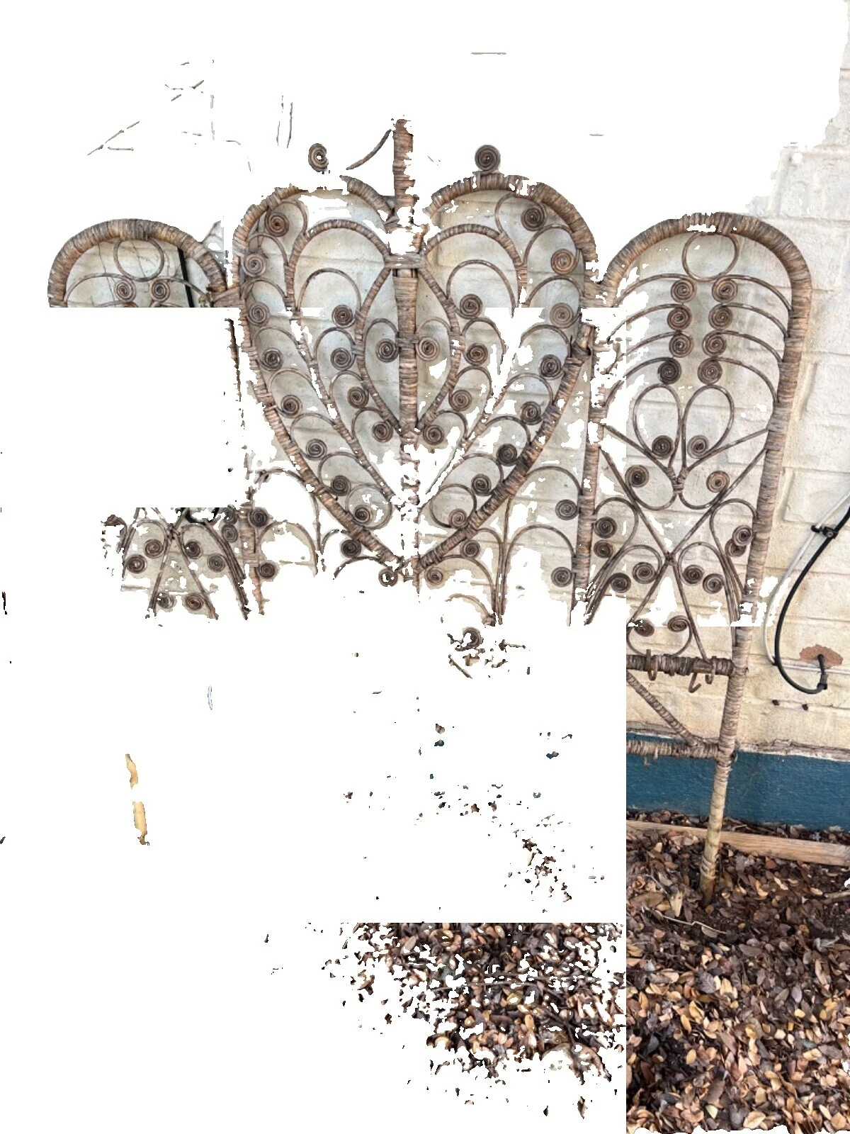 Camas de mediados de siglo modernos de bambú y cabeceras