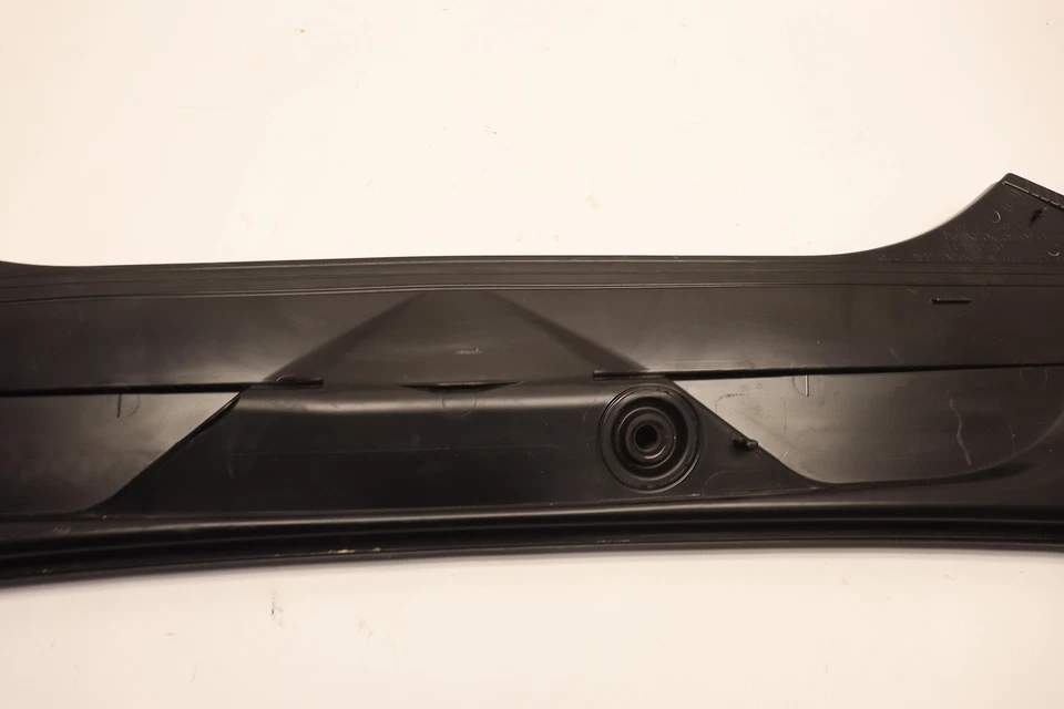 2017-2022 BMW 540I FRONT WINDSHIELD COWL PANEL GRILLE COVER OEM - Image 4 of 4