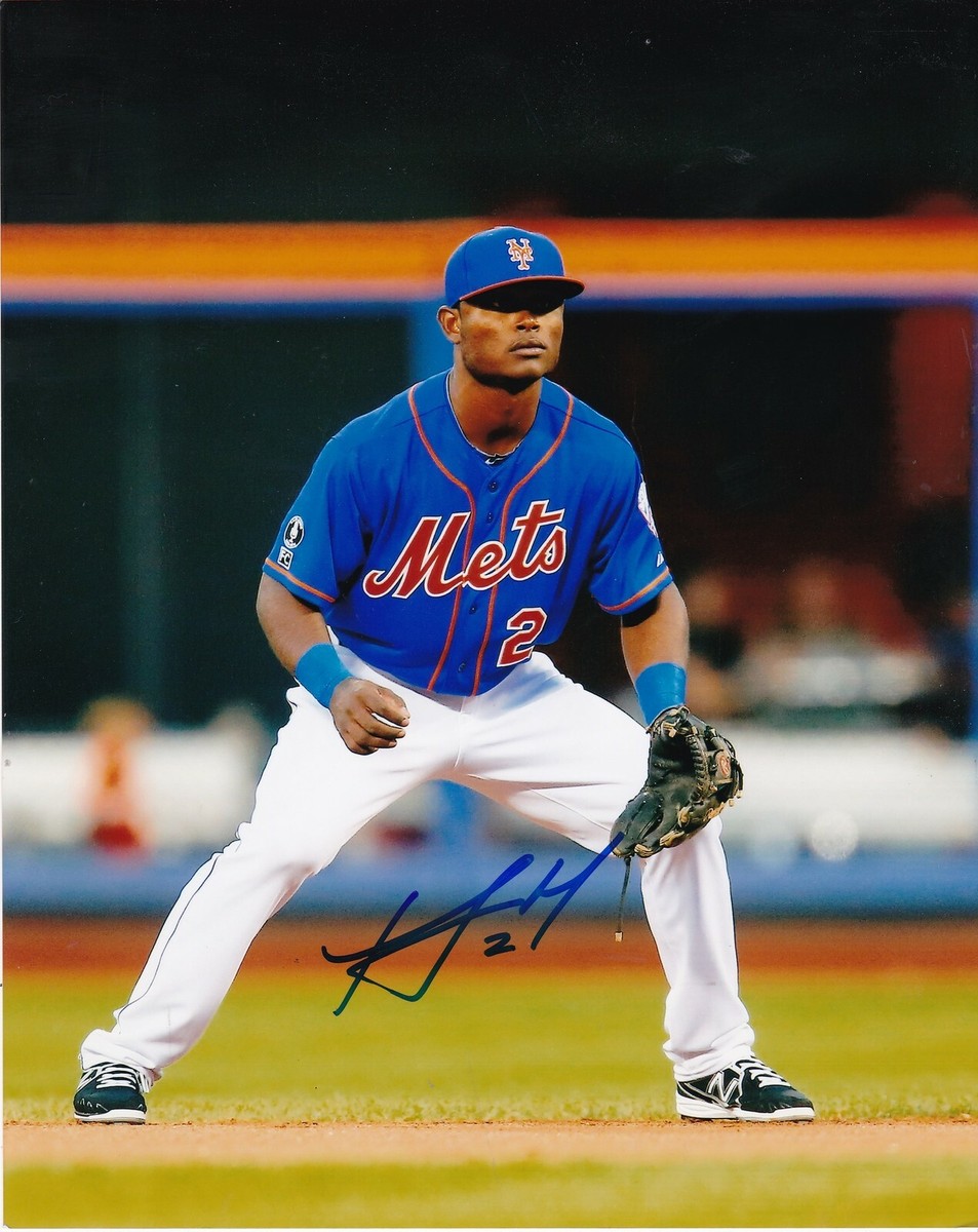 DILSON HERRERA NEW YORK METS ACTION SIGNED 8x10
