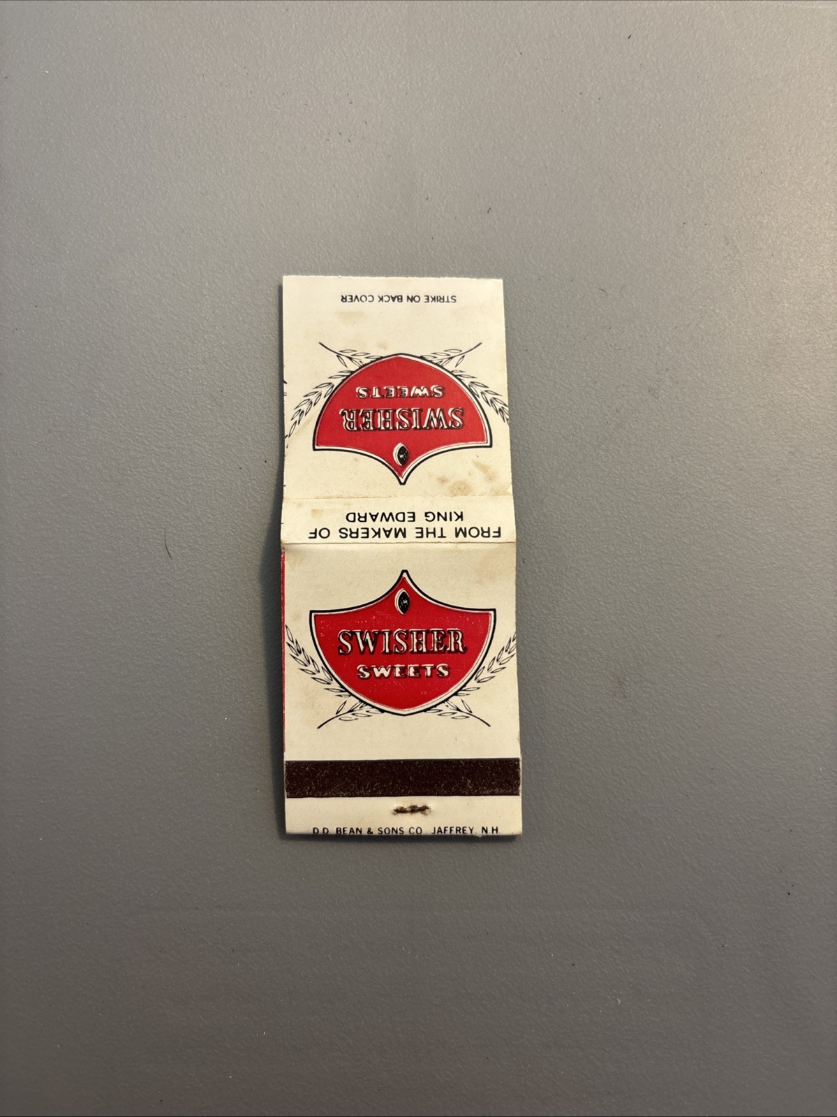 Vintage Swisher Sweets “A Very Mild Sweet Cigar” Matchbook