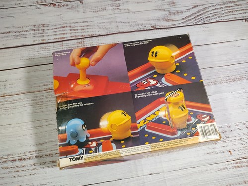 Vintage Tomy 1982 Pac-Man Magnetic Maze Game - Picture 5 of 10