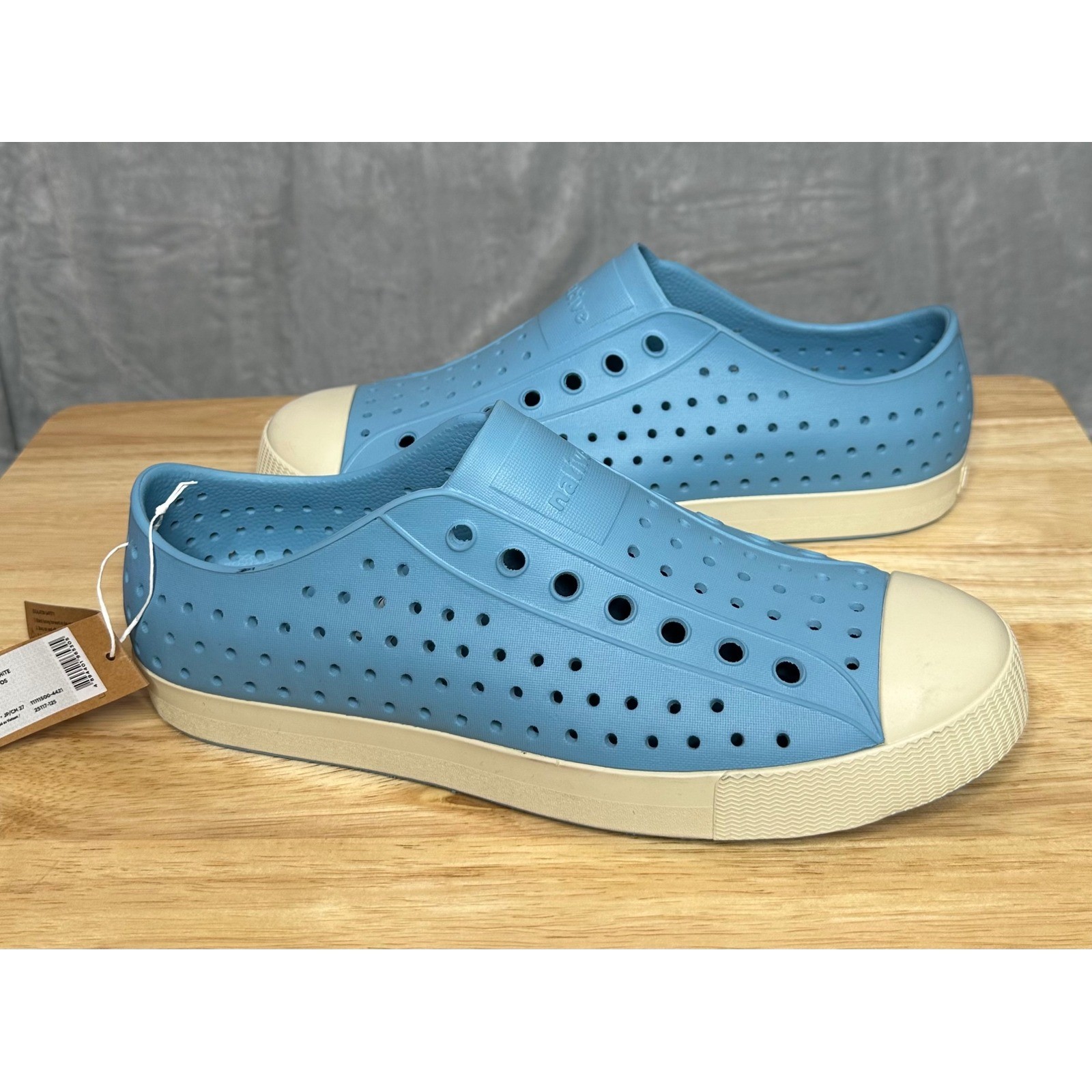 M9 W11 Lightweight Breathable Flux Blue