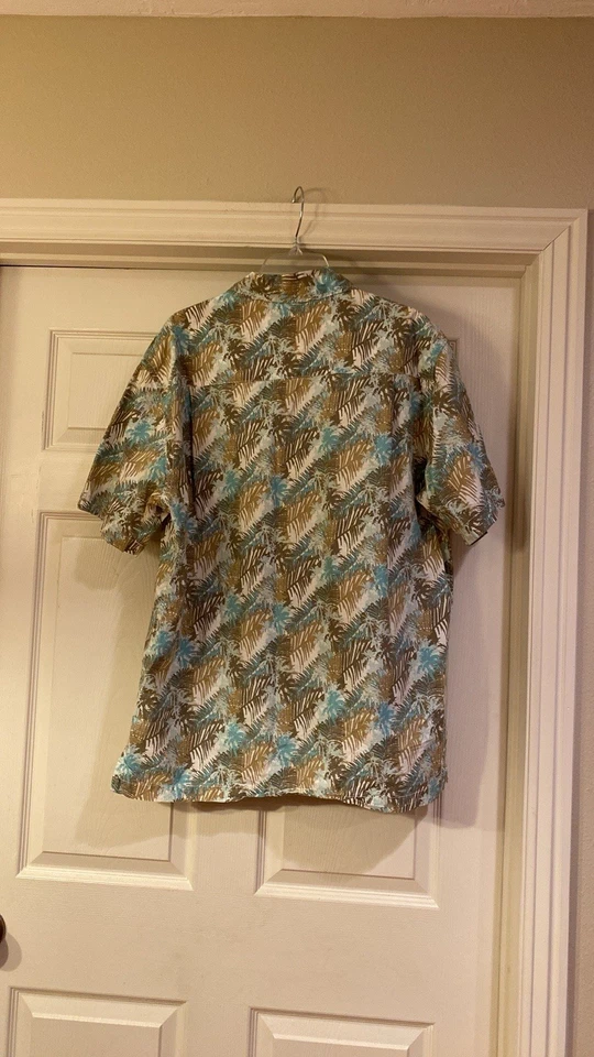 Aigle Men’s SS Button Down Hawaiian Shirt Sz Large - Image 4 of 4
