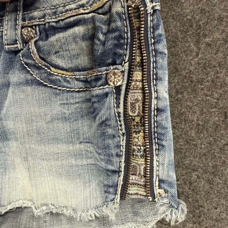Miss Me Women's Size 27 Blue Distressed Denim Zipper Pocket Shorts - Image 2 of 4