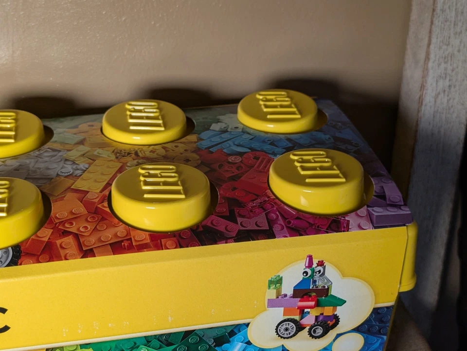 LEGO Classic Medium Creative Brick Box 10696 - Unopened - Image 4 of 4