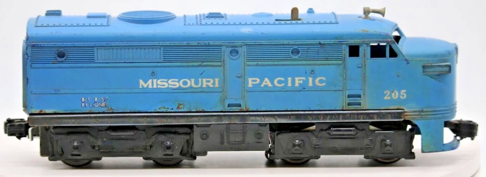 Lionel Postwar #205 Missouri Pacific Alco Powered A Unit. Runs Excellent O 1:48 - Image 2 of 4