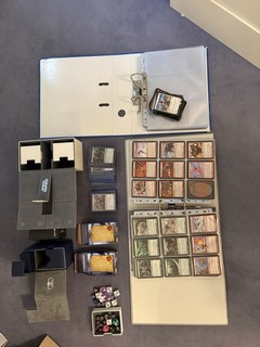 MTG Magic the Gathering Sammlungsauflösung Ordner Deckboxen Würfel