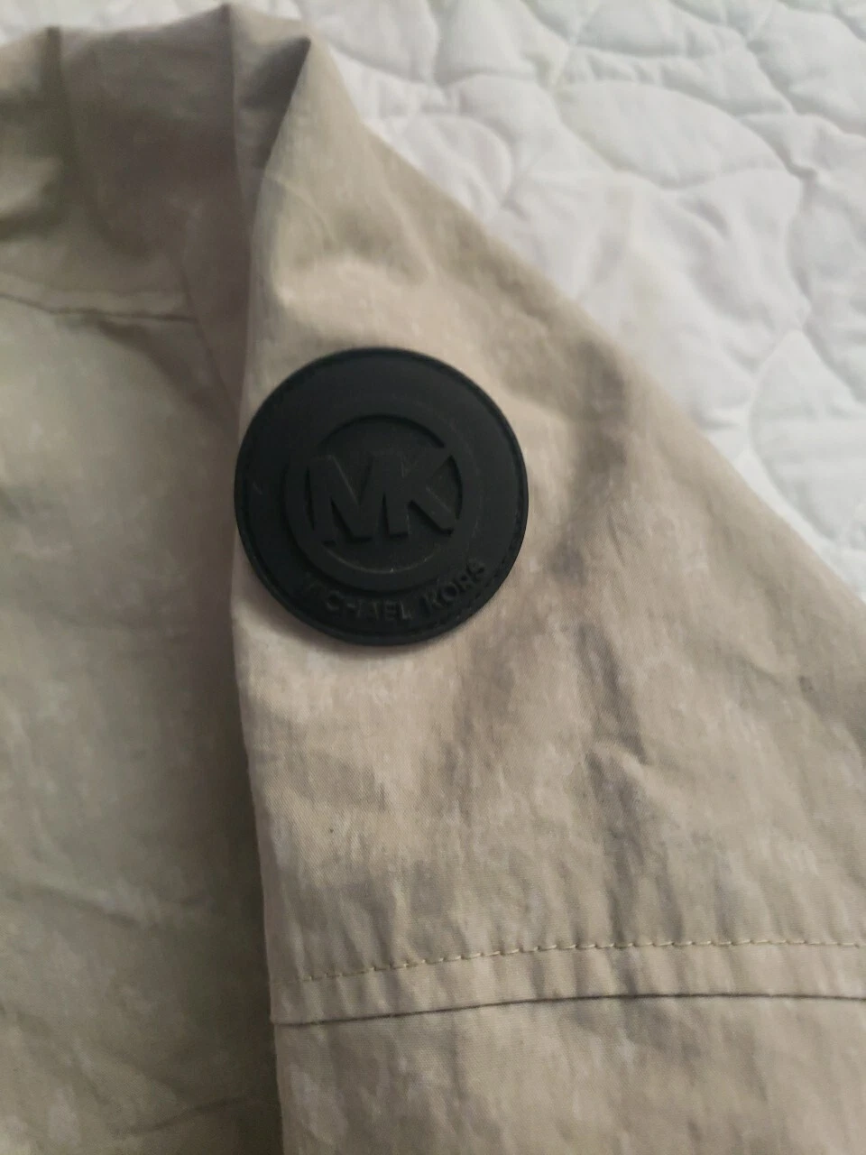 Giacca con cappuccio Michael Kors Cargo Nuova Small Dune