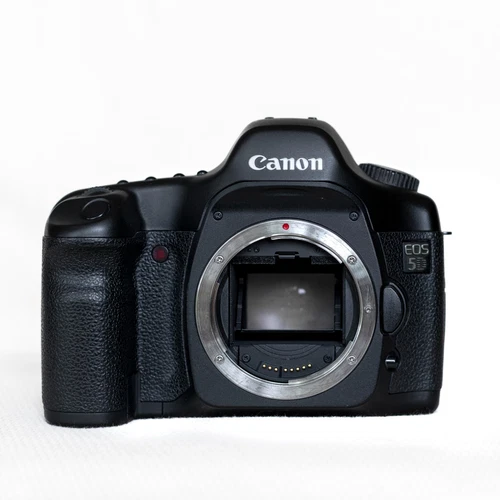 Canon EOS 5D Classic DSLR Camera - Near Mint Condition with Charger and CF Card