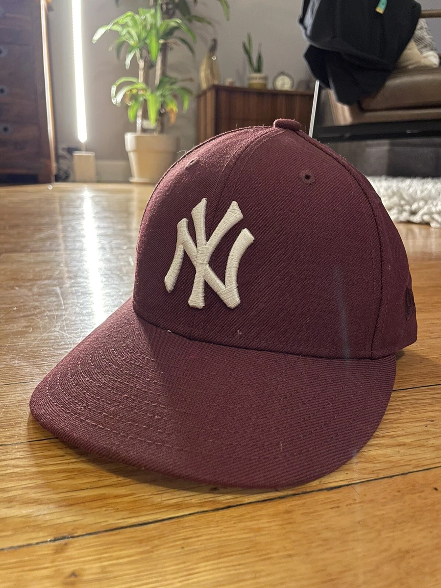 KITH & Kin New Era Fitted Wool Yankees Hat Cap 59fifty Maroon MLB Size 7 1/4