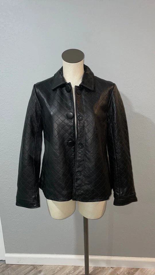 Chaqueta acolchada de cuero genuino vintage Jaclyn Smith talla S con cuello frontal a presión Foto 2 de 4