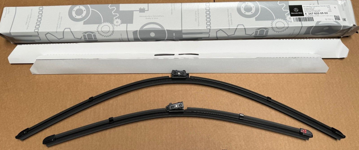 Mercedes-Benz GLA-Class Genuine Front Window Wiper Blade Set NEW