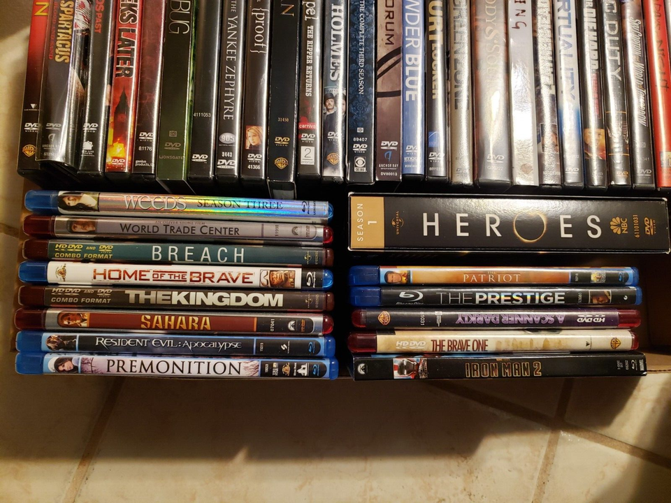 43 PIECES HUGE LOT DVD MOVIES, HD DVD, BLUE RAY DVDS COLLECTION PLEASE ...