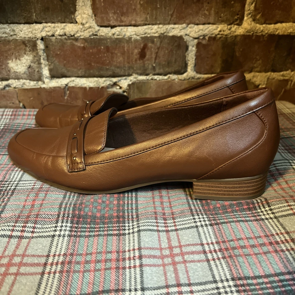 Mocasín Clark’s Juliet Bay para mujer color tostado talla 10 M Foto 2 de 4