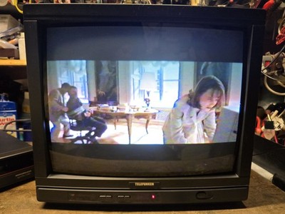 TELEFUNKEN Pal Color TV P325M Fernseher, 220-240 V, 90s