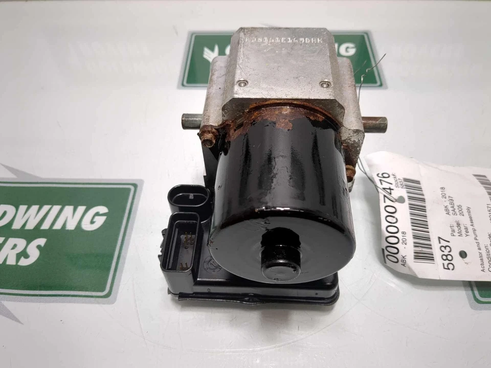 05 Saab SAAB 9-7X ABS atuador de unidade de freio hidráulico e conjunto de bomba - Imagem 4 de 4